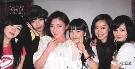 吃瓜娱乐姐妹微博