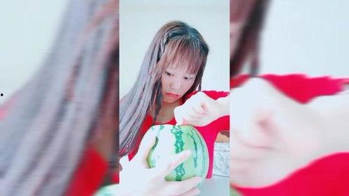 娱乐吃瓜酱等风来